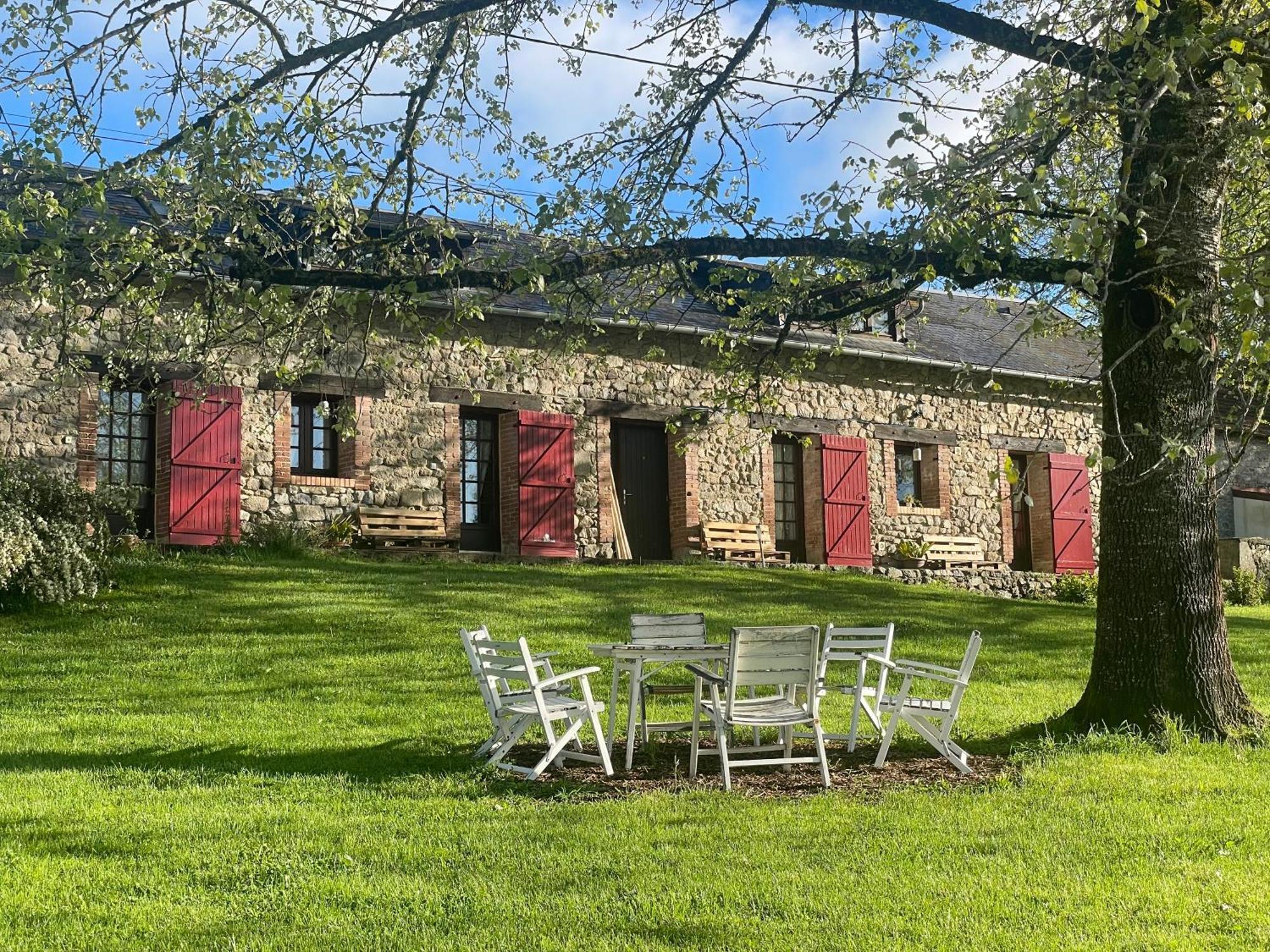 Maison D'Hotes Ourdeaux Et Gite Chez Rouchon Alleyrat  Exterior photo